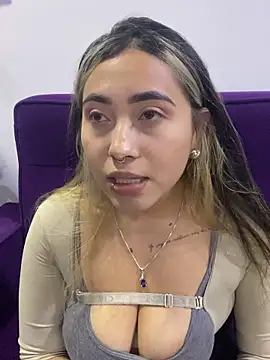 Snapshot of _ManuVeelez chatting on September 21, 2025, 12:12 am ManuVeelez online show from September 21, 2025, 12:12 am