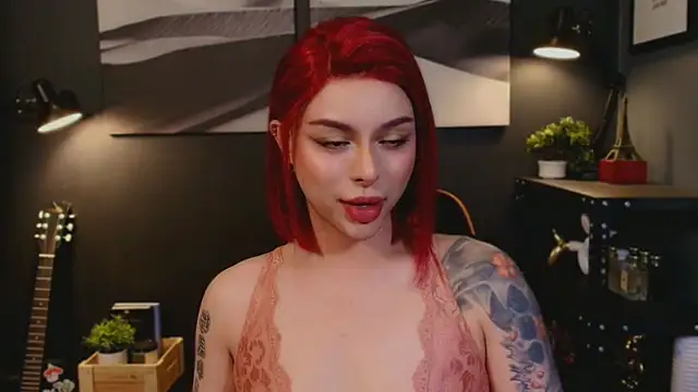 Snapshot of LUNACOCKSLAYER chatting on December 1, 2025, 7:52 pm LUNACOCKSLAYER online show from December 1, 2025, 7:52 pm