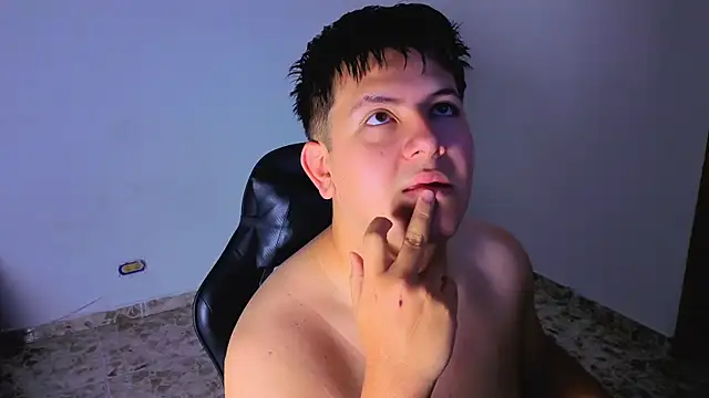 Snapshot of Ryan_Doretti chatting on October 20, 2025, 11:54 am Ryan Doretti online show from October 20, 2025, 11:54 am