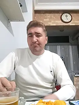 mert0359 online show from October 14, 2025, 9:26 pm