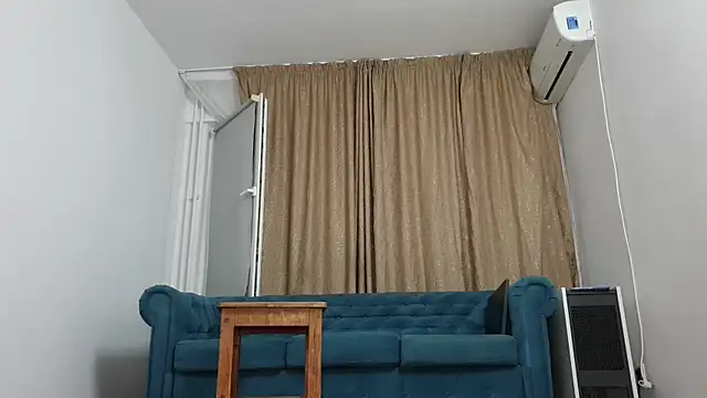 Snapshot of BLOND_GOD chatting on July 5, 2026, 9:44 pm BLOND GOD online show from July 5, 2026, 9:44 pm