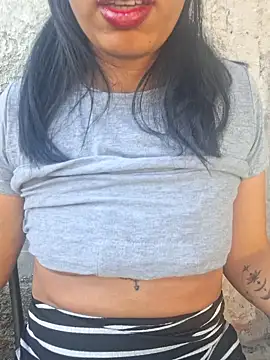 Snapshot of RavenShyfit chatting on November 18, 2025, 6:12 pm RavenShyfit online show from November 18, 2025, 6:12 pm