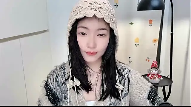 Snapshot of Rosalind_xixi chatting on December 16, 2025, 3:00 am Rosalind xixi online show from December 16, 2025, 3:00 am