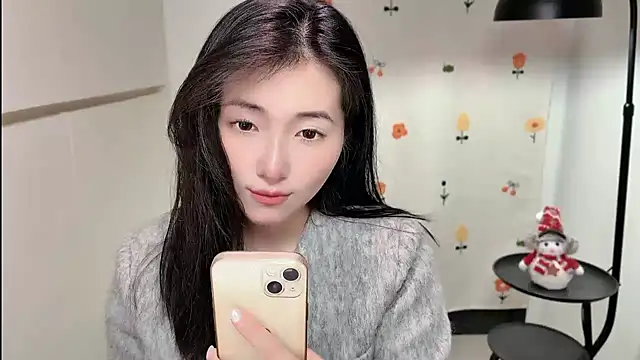 Snapshot of Rosalind_xixi chatting on March 15, 2026, 12:44 pm Rosalind xixi online show from March 15, 2026, 12:44 pm