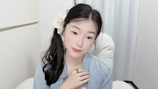 Rosalind xixi online show from June 26, 2026, 1:54 am
