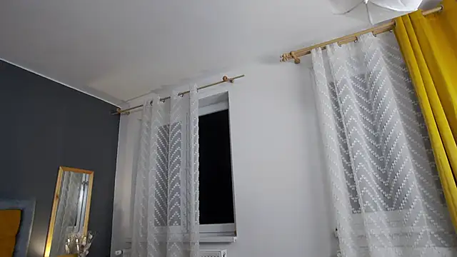 Jessica White  online show from October 7, 2025, 3:04 am