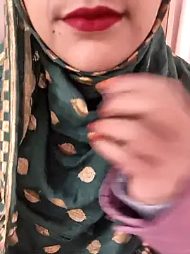 Snapshot of Indian-Aleena chatting on February 2, 2026, 5:50 am Indian-Aleena online show from February 2, 2026, 5:50 am