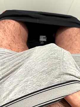 Snapshot of analtake13 chatting on November 6, 2025, 12:39 pm analtake13 online show from November 6, 2025, 12:39 pm