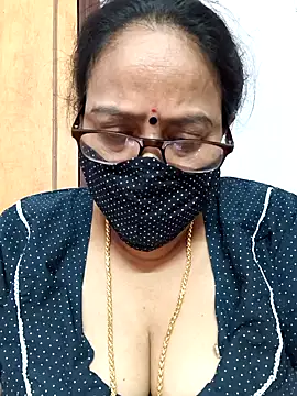 heera-rani online show from September 28, 2025, 2:22 pm