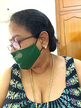 heera-rani online show from October 7, 2025, 9:06 am