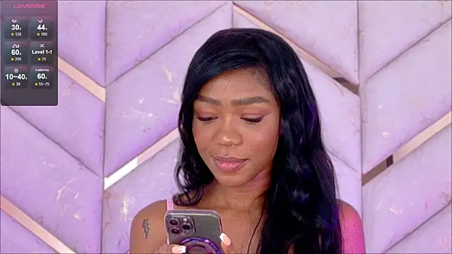 Snapshot of AlanaDoll chatting on September 8, 2025, 5:45 pm AlanaDoll online show from September 8, 2025, 5:45 pm