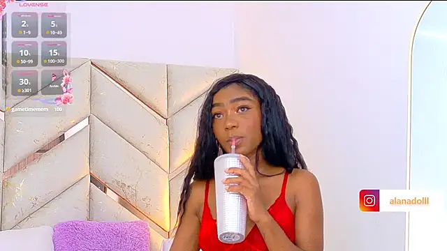 Snapshot of AlanaDoll chatting on November 13, 2025, 3:55 pm AlanaDoll online show from November 13, 2025, 3:55 pm