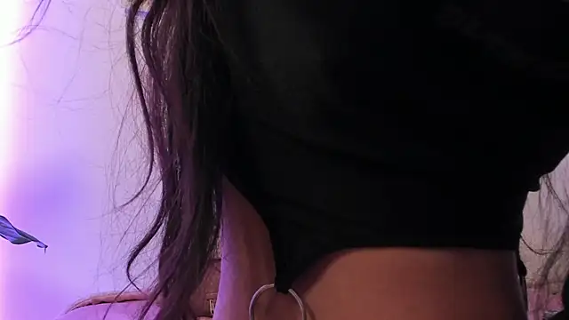 canelleGarces online show from March 16, 2026, 12:49 am