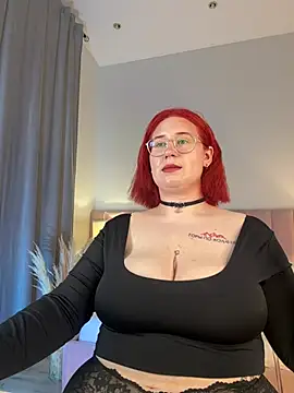 SexxxyPixiee online show from June 21, 2026, 5:21 am