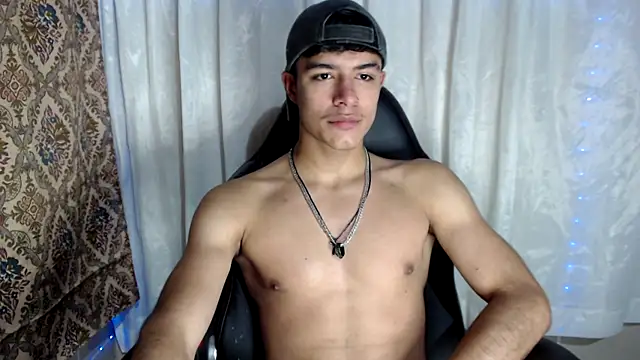 Snapshot of jacobbiker chatting on November 9, 2025, 11:41 am jacobbiker online show from November 9, 2025, 11:41 am