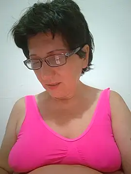 Vera Elle online show from July 13, 2026, 11:40 pm