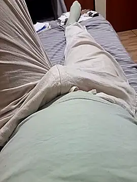 Hugopingonasa2024 online show from February 18, 2026, 12:28 am