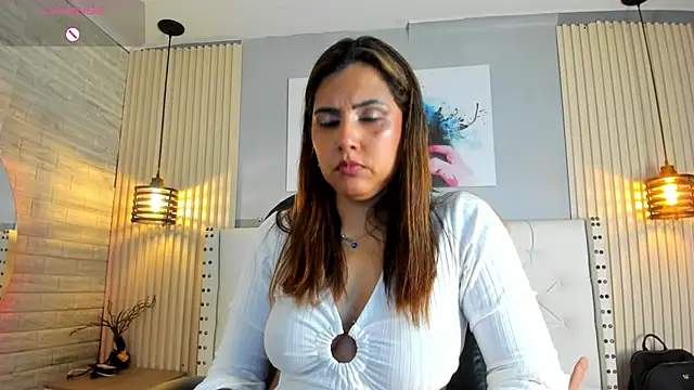 scarletbaker  online show from April 29, 2026, 10:27 pm