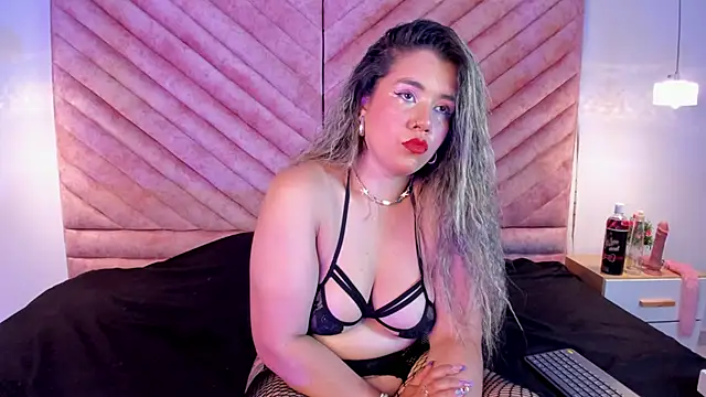 Zoe Vg online show from June 18, 2026, 2:54 pm