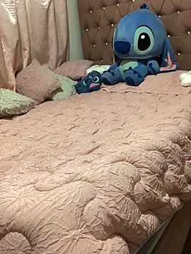 Rachellcooperrr online show from January 18, 2026, 3:54 am