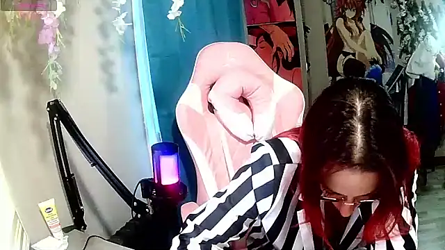 rubystrip online show from November 15, 2025, 2:46 pm