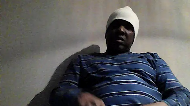 Snapshot of perlados chatting on May 11, 2026, 7:55 pm perlados online show from May 11, 2026, 7:55 pm