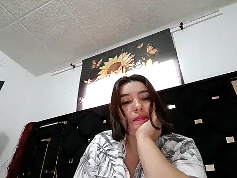 Snapshot of vegacristal88 chatting on May 14, 2026, 10:05 pm vegacristal88 online show from May 14, 2026, 10:05 pm