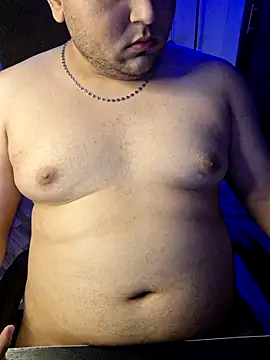 kit hott online show from July 12, 2026, 7:49 pm