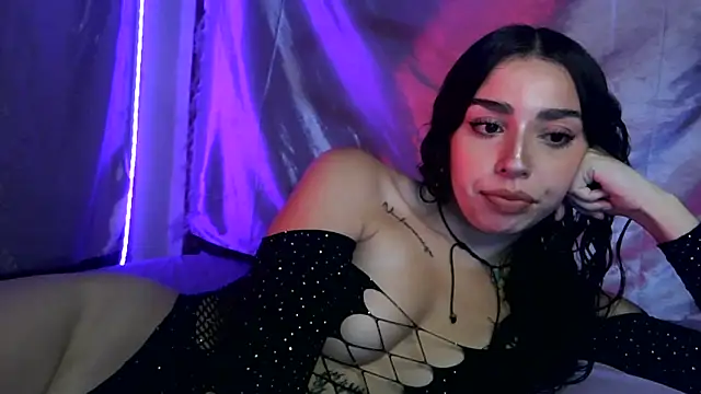 Snapshot of sweetbrunette22 chatting on February 11, 2026, 4:45 pm sweetbrunette22 online show from February 11, 2026, 4:45 pm