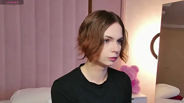 Snapshot of Miranda_Kerry chatting on May 30, 2026, 6:21 am Miranda Kerry online show from May 30, 2026, 6:21 am