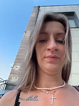 EvvaMur online show from June 29, 2026, 2:29 am