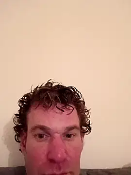 Snapshot of BigD1ckDan86 chatting on December 5, 2025, 10:35 am BigD1ckDan86 online show from December 5, 2025, 10:35 am