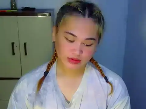 Annierose ts online show from February 7, 2026, 10:13 pm