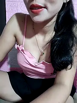 Snapshot of Ingrid428 chatting on April 21, 2026, 3:07 pm Ingrid428 online show from April 21, 2026, 3:07 pm