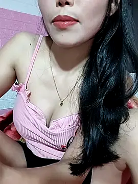 Snapshot of Ingrid428 chatting on April 24, 2026, 2:14 am Ingrid428 online show from April 24, 2026, 2:14 am