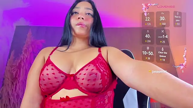 luccia smith online show from May 2, 2026, 2:27 am