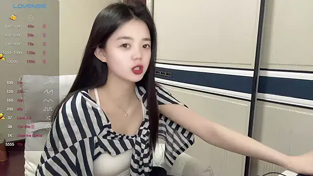 Nicole-13 online show from March 12, 2026, 12:55 pm