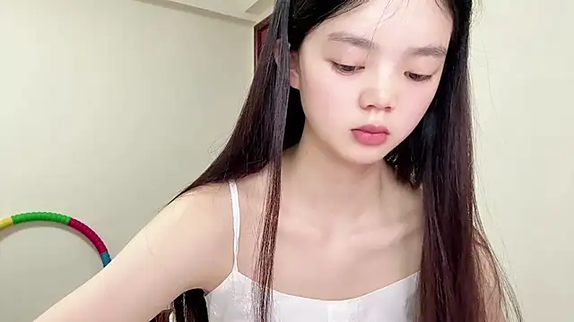 Nicole-13 online show from June 26, 2026, 11:53 pm