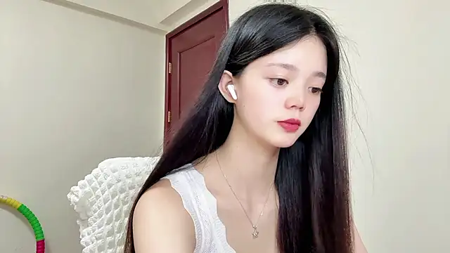 Nicole-13 online show from July 5, 2026, 10:11 am