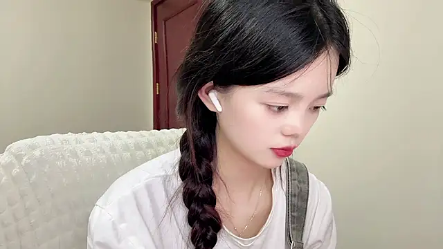 Nicole-13 online show from July 7, 2026, 1:15 pm