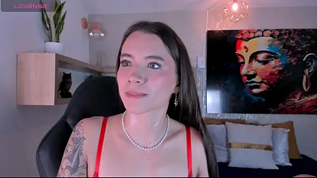 aitana baker  online show from June 25, 2026, 3:17 am