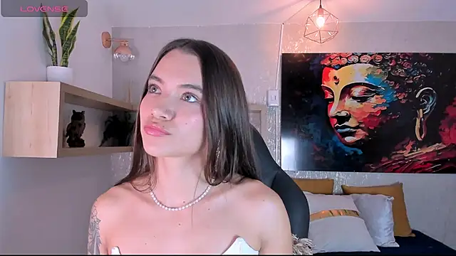 aitana baker  online show from June 28, 2026, 4:18 am