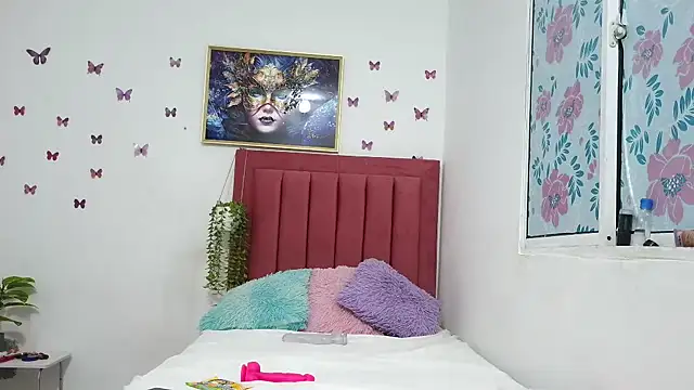 Snapshot of Daniiela_lan chatting on October 9, 2025, 3:04 am Daniiela lan online show from October 9, 2025, 3:04 am