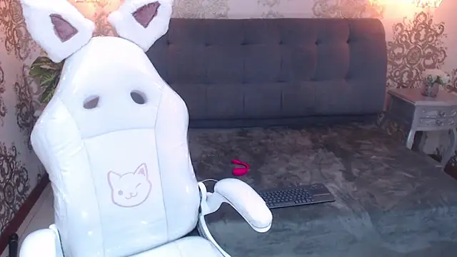 Snapshot of KendyLoveLans chatting on September 20, 2025, 3:40 am KendyLoveLans online show from September 20, 2025, 3:40 am