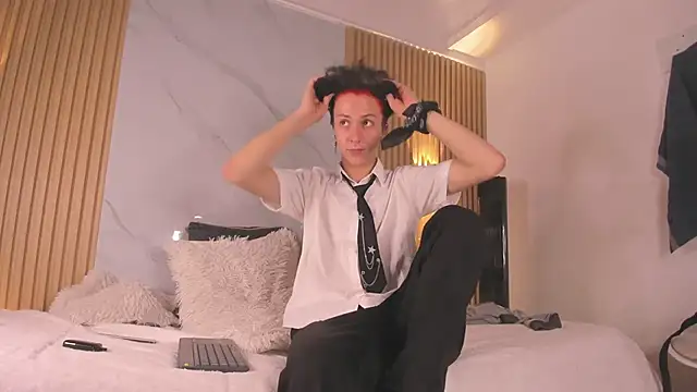 Snapshot of IM_DAREN chatting on November 12, 2025, 3:18 am IM DAREN online show from November 12, 2025, 3:18 am