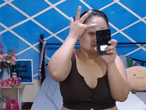 jengrey online show from September 21, 2025, 1:24 pm