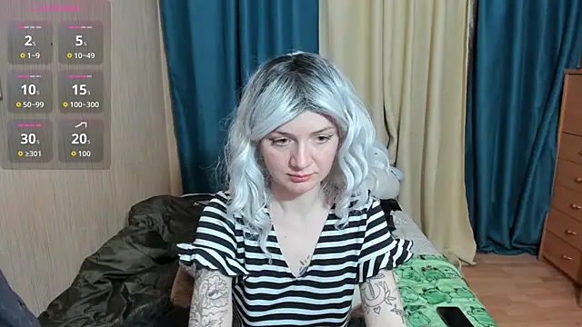 Snapshot of Dia_Angel chatting on October 9, 2025, 7:12 pm Dia Angel online show from October 9, 2025, 7:12 pm