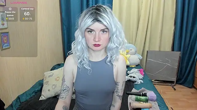 Snapshot of Dia_Angel chatting on November 4, 2025, 6:40 pm Dia Angel online show from November 4, 2025, 6:40 pm