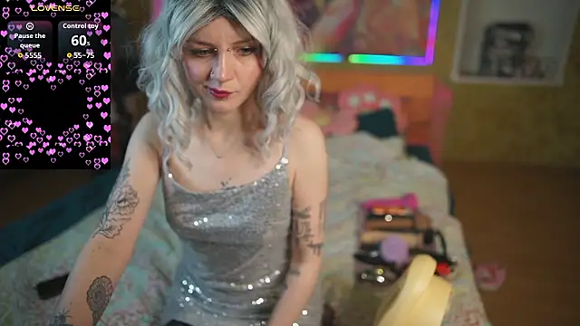 Snapshot of Dia_Angel chatting on February 8, 2026, 9:18 pm Dia Angel online show from February 8, 2026, 9:18 pm