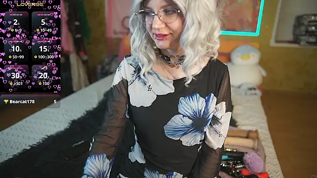 Snapshot of Dia_Angel chatting on March 13, 2026, 8:48 pm Dia Angel online show from March 13, 2026, 8:48 pm